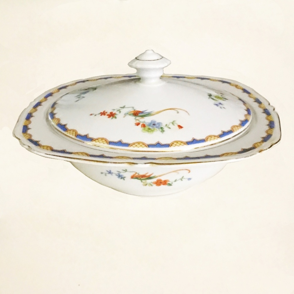 ANTIQUE PORCELAIN SERVING DISH